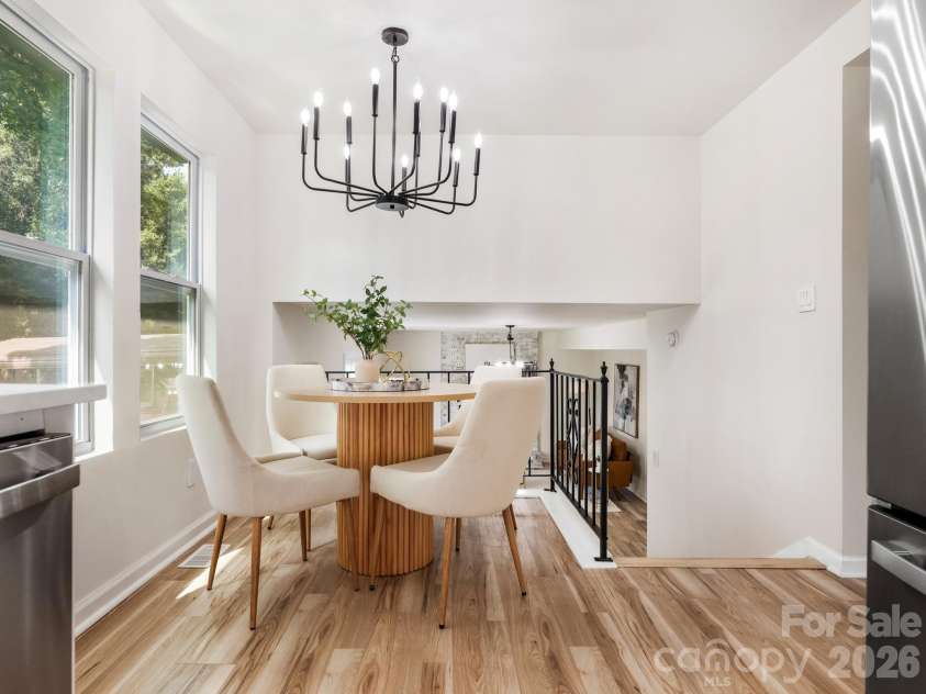 421 Vickery Drive, Charlotte, NC 28215.  MLS# CAR4418582, YatesRealty ID 48036. Dinning Area