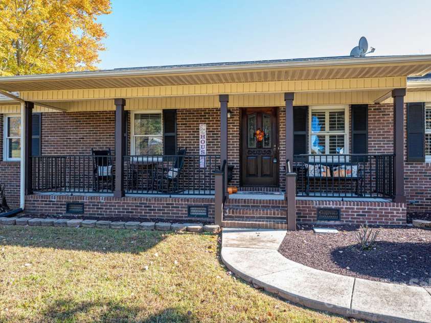 4866 Hwy 150 Highway, Lincolnton, NC 28092.  MLS# CAR4317614, YatesRealty ID 48036. 