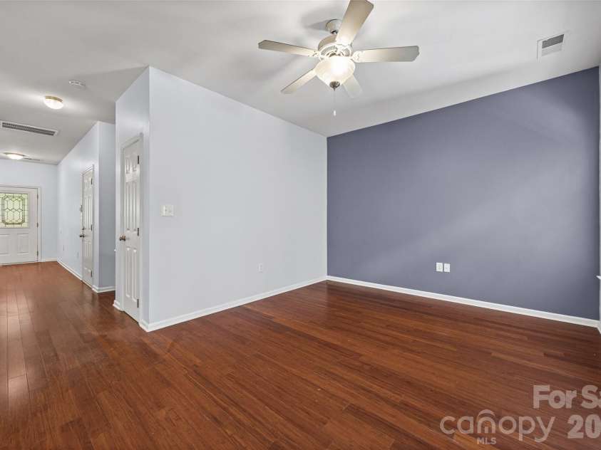 110 Deep Gap Court, Charlotte, NC 28217.  MLS# CAR4418815, YatesRealty ID 48037. 