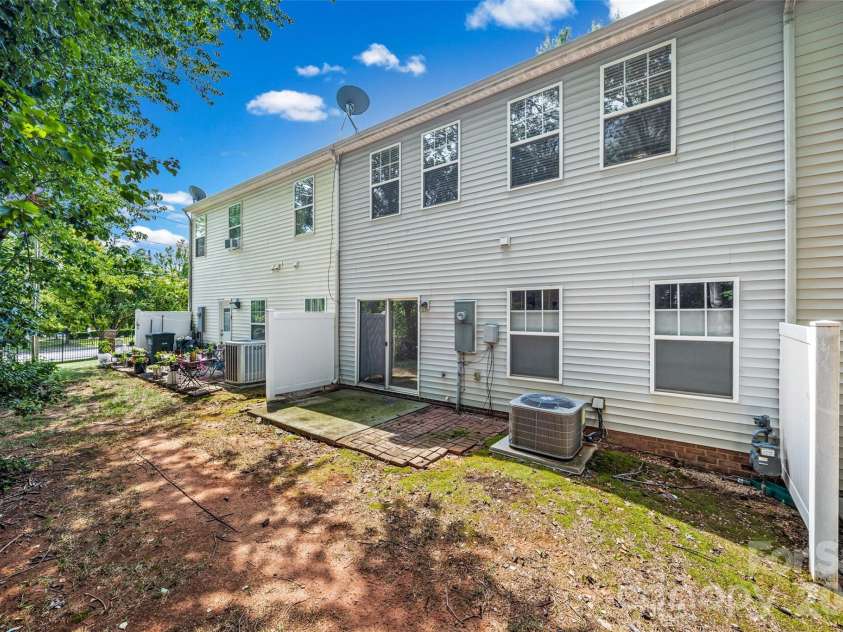 110 Deep Gap Court, Charlotte, NC 28217.  MLS# CAR4418815, YatesRealty ID 48037. 