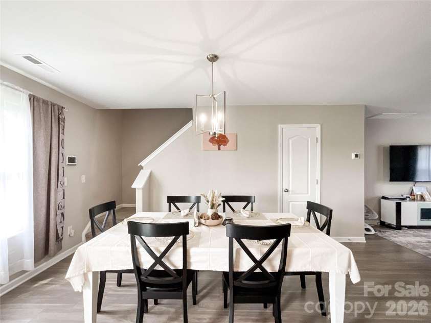 3005 Chatuge Court, Charlotte, NC 28214.  MLS# CAR4418822, YatesRealty ID 48039. Dining room