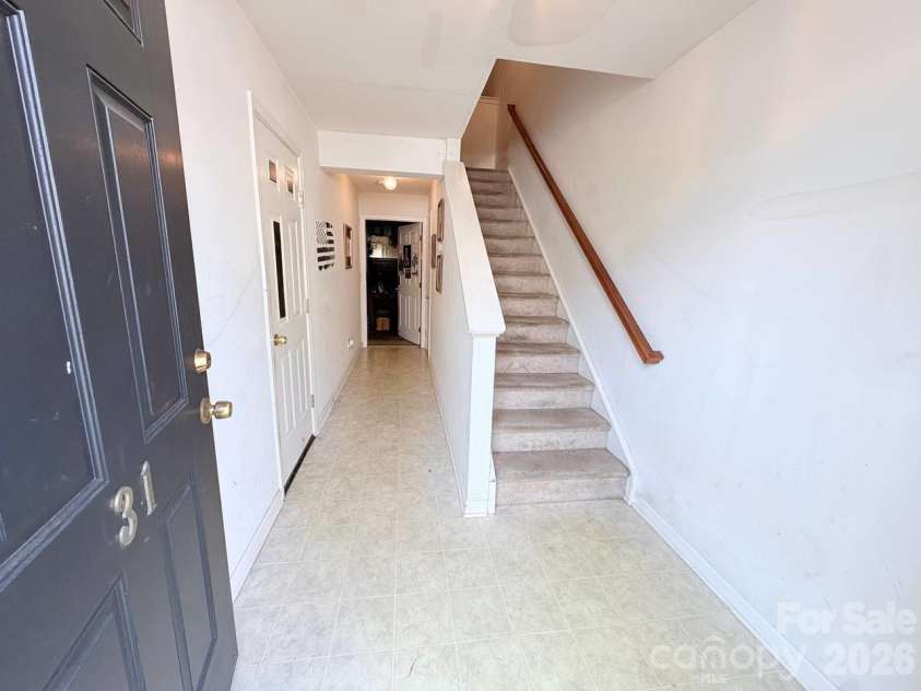 31 Heritage Oak Way, Simpsonville, SC 29681.  MLS# CAR4420005, YatesRealty ID 48040. 