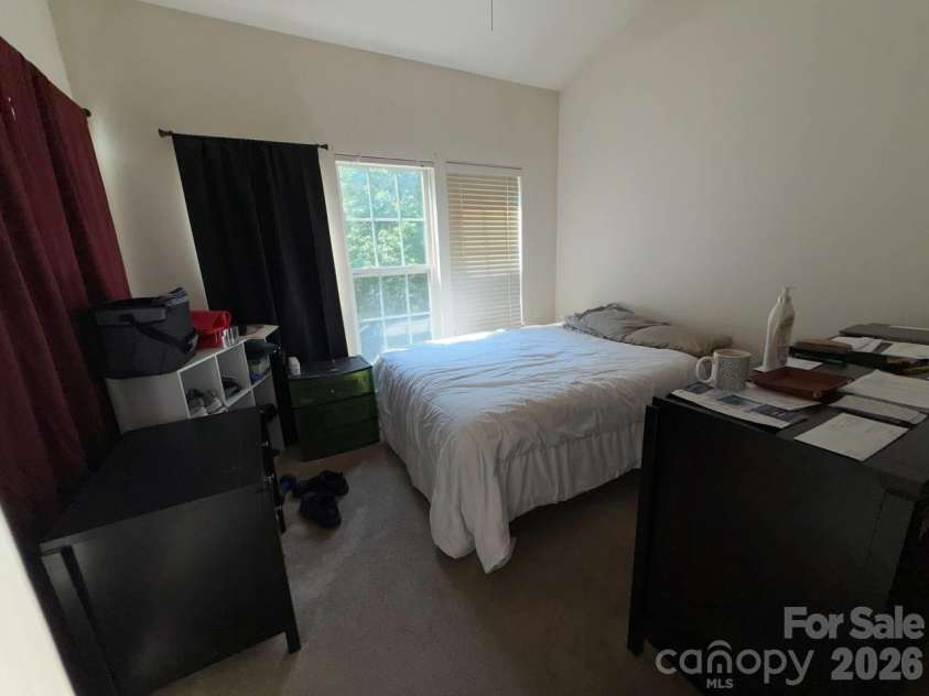 31 Heritage Oak Way, Simpsonville, SC 29681.  MLS# CAR4420005, YatesRealty ID 48040. 