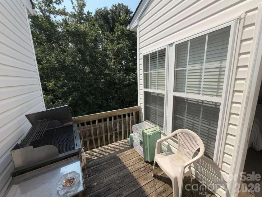 31 Heritage Oak Way, Simpsonville, SC 29681.  MLS# CAR4420005, YatesRealty ID 48040. 