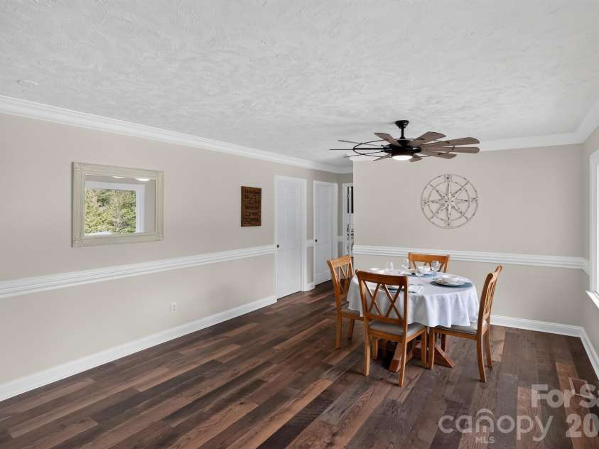 761 Bowles Farm Road, Statesville, NC 28625.  MLS# CAR4420031, YatesRealty ID 48041. 