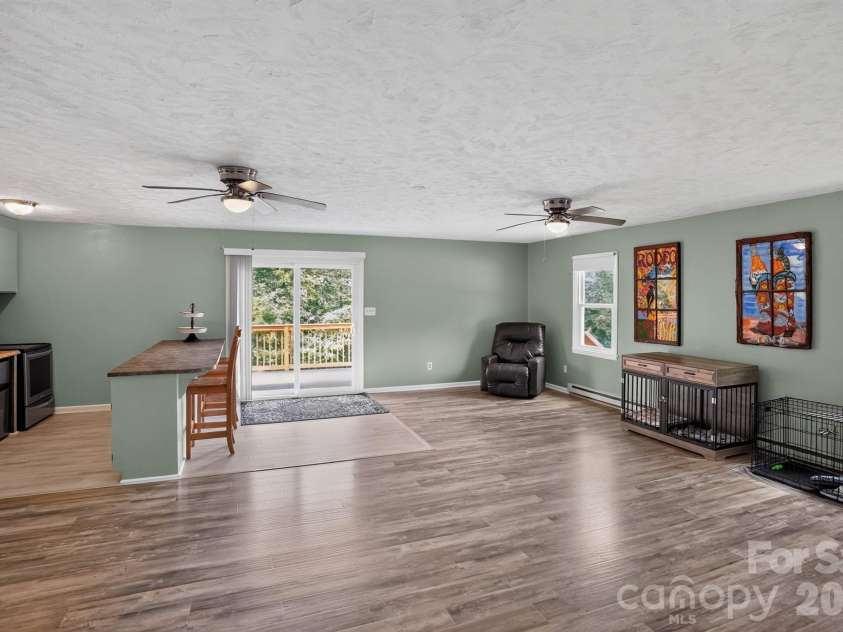 761 Bowles Farm Road, Statesville, NC 28625.  MLS# CAR4420031, YatesRealty ID 48041. 