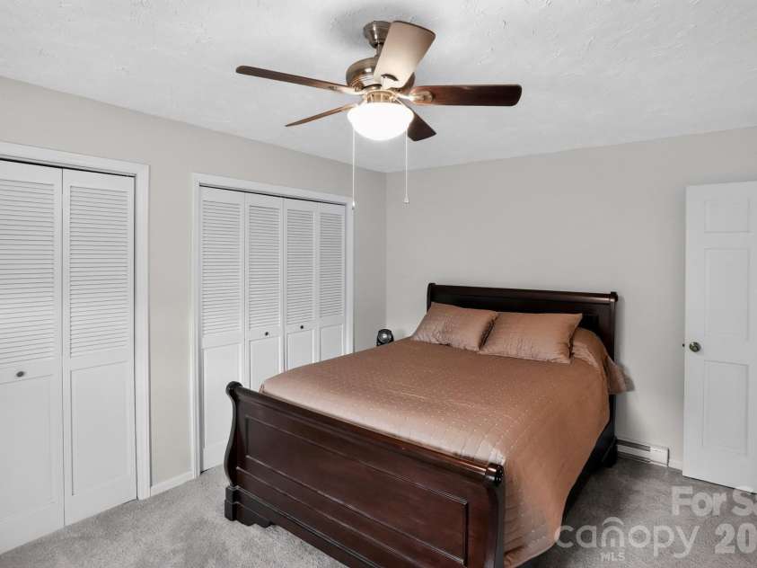 761 Bowles Farm Road, Statesville, NC 28625.  MLS# CAR4420031, YatesRealty ID 48041. 