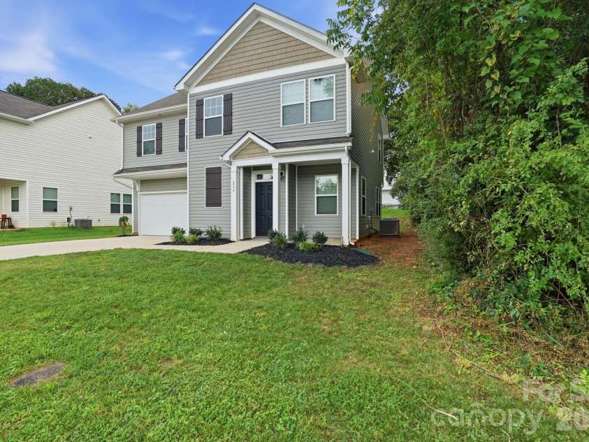 237 Grover Street, Shelby, NC 28150.  MLS# CAR4419371, YatesRealty ID 48042. 