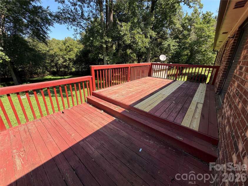 517 Goldwater Street, Shelby, NC 28152.  MLS# CAR4420172, YatesRealty ID 48046. 