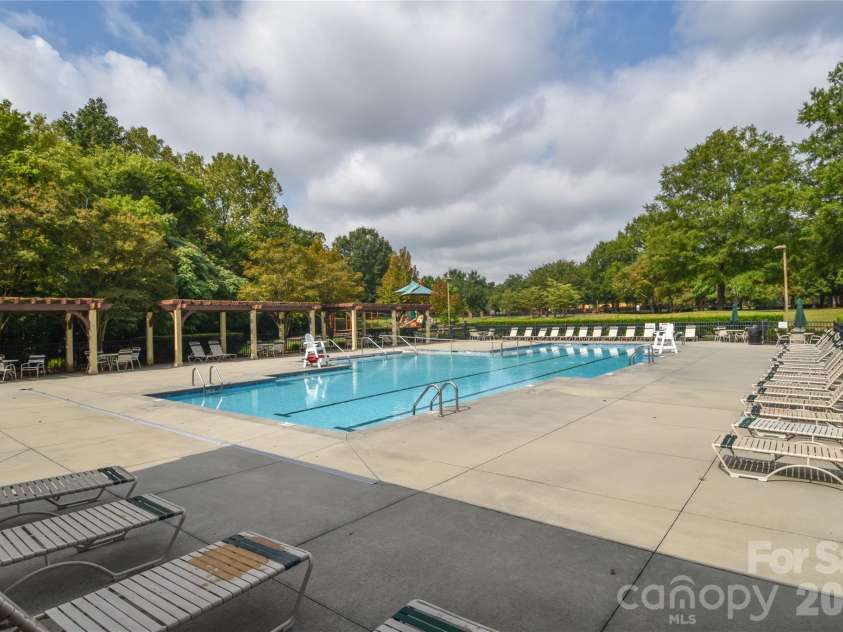 8332 Highland Glen Drive, Charlotte, NC 28269.  MLS# CAR4420062, YatesRealty ID 48049. 