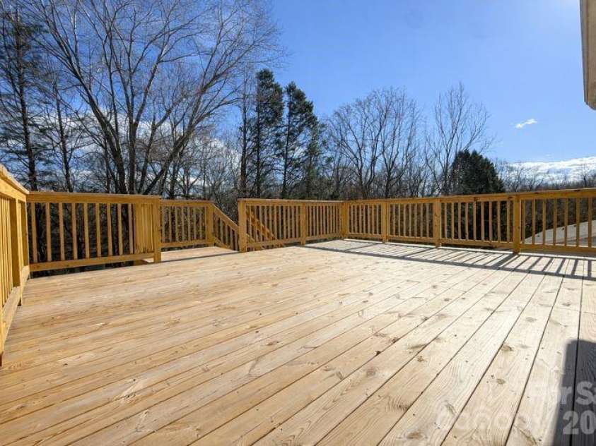 1312 Oak Hill Drive, Newton, NC 28658.  MLS# CAR4335686, YatesRealty ID 4805. 