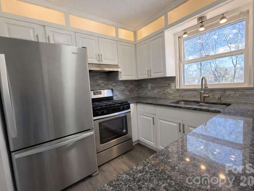 1312 Oak Hill Drive, Newton, NC 28658.  MLS# CAR4335686, YatesRealty ID 4805. 