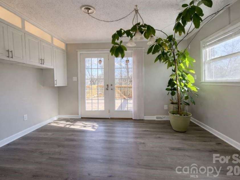 1312 Oak Hill Drive, Newton, NC 28658.  MLS# CAR4335686, YatesRealty ID 4805. 