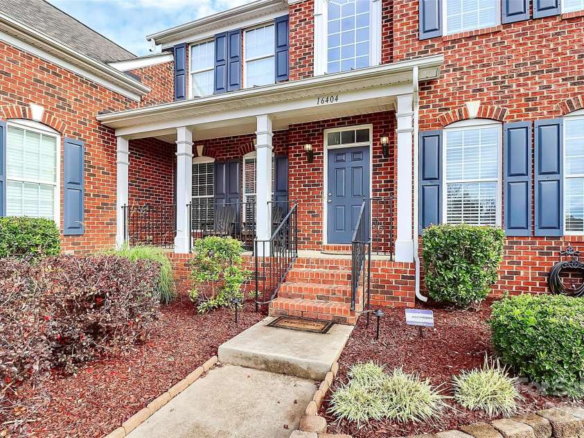 16404 Grassy Creek Drive, Huntersville, NC 28078.  MLS# CAR4198891, YatesRealty ID 4805. 