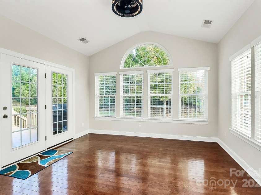 16404 Grassy Creek Drive, Huntersville, NC 28078.  MLS# CAR4198891, YatesRealty ID 4805. 