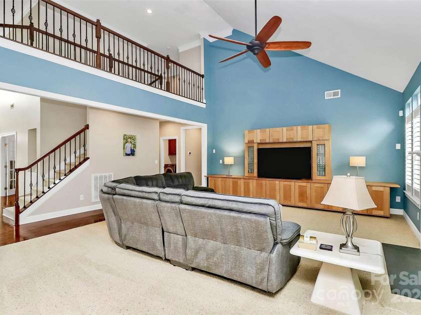 16404 Grassy Creek Drive, Huntersville, NC 28078.  MLS# CAR4198891, YatesRealty ID 4805. 