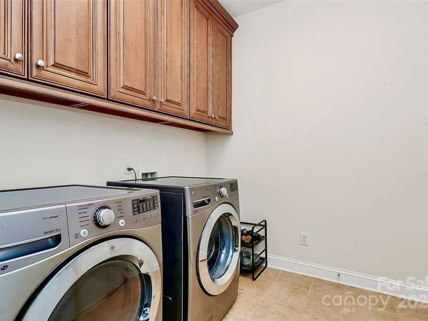 16404 Grassy Creek Drive, Huntersville, NC 28078.  MLS# CAR4198891, YatesRealty ID 4805. 