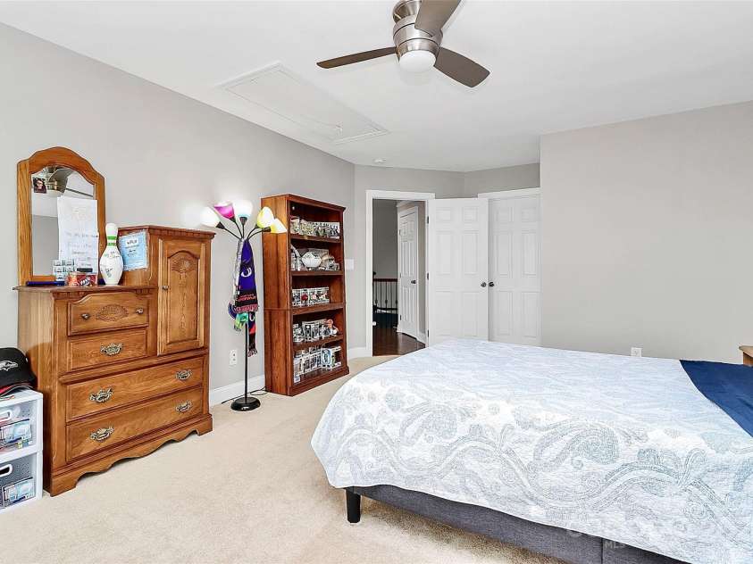 16404 Grassy Creek Drive, Huntersville, NC 28078.  MLS# CAR4198891, YatesRealty ID 4805. 