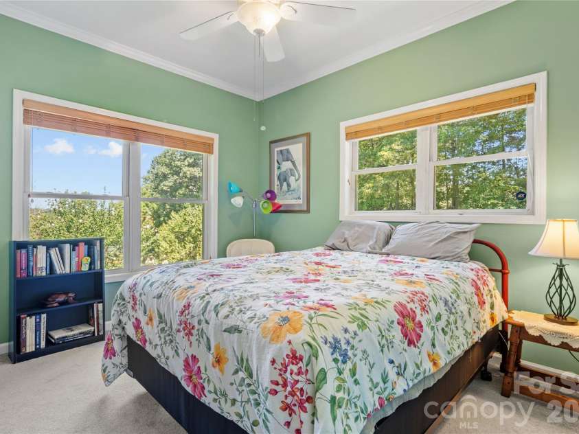 106 Holly Lane, Brevard, NC 28712.  MLS# CAR4420043, YatesRealty ID 48052. 