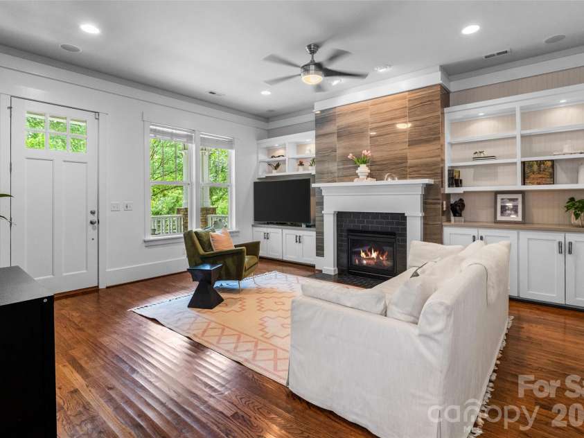 9236 Creekside Park Road, Charlotte, NC 28277.  MLS# CAR4417832, YatesRealty ID 48053. 