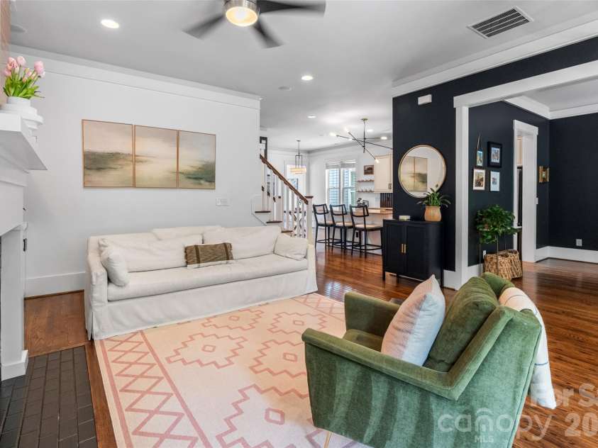 9236 Creekside Park Road, Charlotte, NC 28277.  MLS# CAR4417832, YatesRealty ID 48053. 