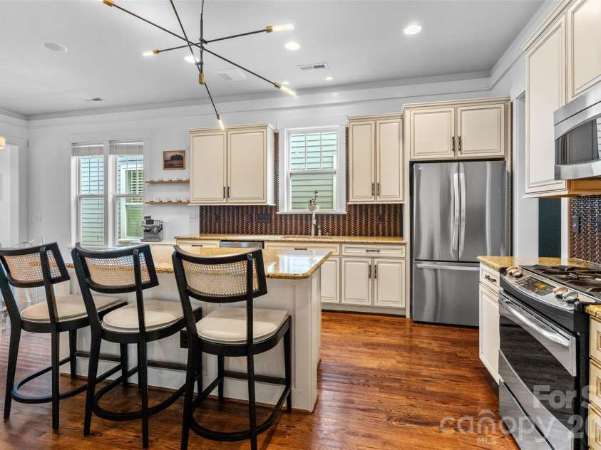 9236 Creekside Park Road, Charlotte, NC 28277.  MLS# CAR4417832, YatesRealty ID 48053. 