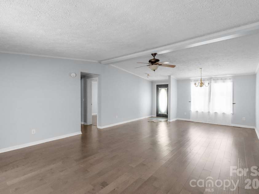 3017 Heather Hill Lane, Richburg, SC 29729.  MLS# CAR4419578, YatesRealty ID 48054. 