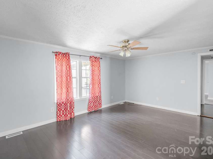 3017 Heather Hill Lane, Richburg, SC 29729.  MLS# CAR4419578, YatesRealty ID 48054. 