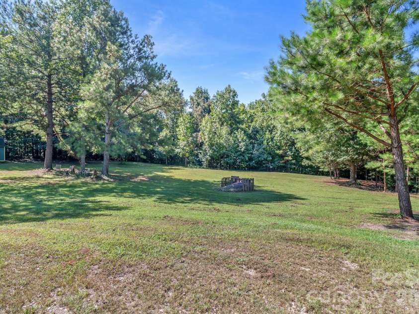 3017 Heather Hill Lane, Richburg, SC 29729.  MLS# CAR4419578, YatesRealty ID 48054. 