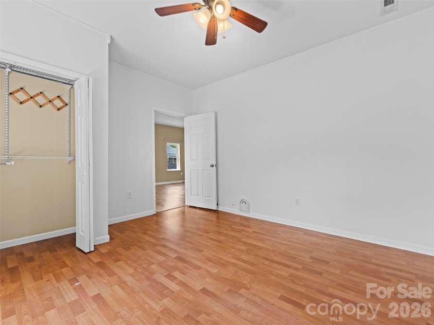 43 Avery Street, Waynesville, NC 28786.  MLS# CAR4420099, YatesRealty ID 48055. 