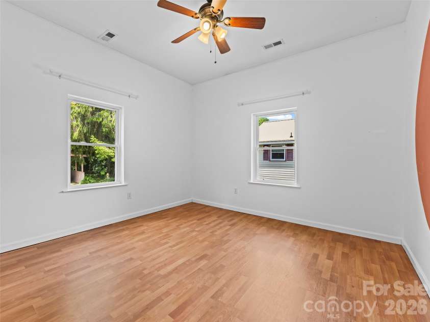 43 Avery Street, Waynesville, NC 28786.  MLS# CAR4420099, YatesRealty ID 48055. 
