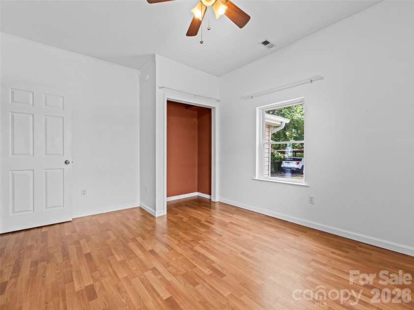 43 Avery Street, Waynesville, NC 28786.  MLS# CAR4420099, YatesRealty ID 48055. 