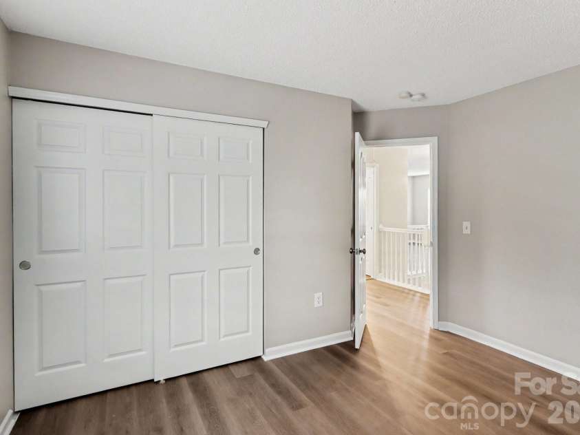 4022 Houldsworth Drive, Charlotte, NC 28213.  MLS# CAR4418414, YatesRealty ID 48057. 