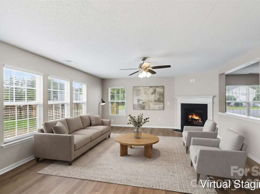 4022 Houldsworth Drive, Charlotte, NC 28213.  MLS# CAR4418414, YatesRealty ID 48057. Virtually staged