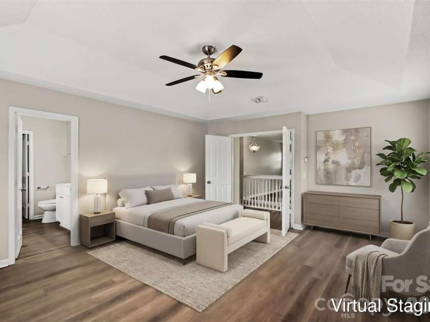 4022 Houldsworth Drive, Charlotte, NC 28213.  MLS# CAR4418414, YatesRealty ID 48057. Virtually staged