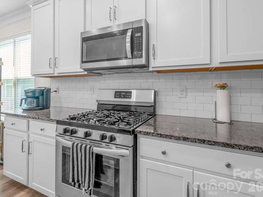 8026 Saluda Drive, Charlotte, NC 28269.  MLS# CAR4409063, YatesRealty ID 48058. 