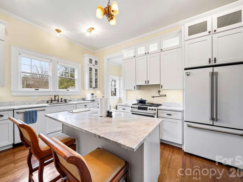 128 Thomas Street, Salisbury, NC 28144.  MLS# CAR4355129, YatesRealty ID 4806. 