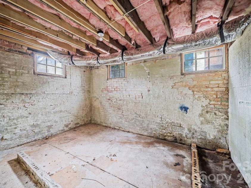 128 Thomas Street, Salisbury, NC 28144.  MLS# CAR4355129, YatesRealty ID 4806. 