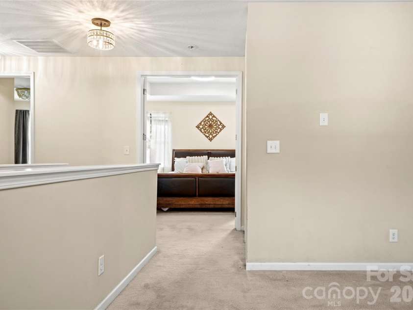 5610 Turtleback Court, Charlotte, NC 28269.  MLS# CAR4398423, YatesRealty ID 48060. 