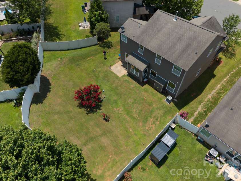 5610 Turtleback Court, Charlotte, NC 28269.  MLS# CAR4398423, YatesRealty ID 48060. 