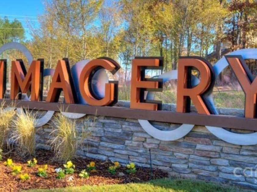 1328 Dali Boulevard, Mount Holly, NC 28120.  MLS# CAR4320263, YatesRealty ID 48061. 