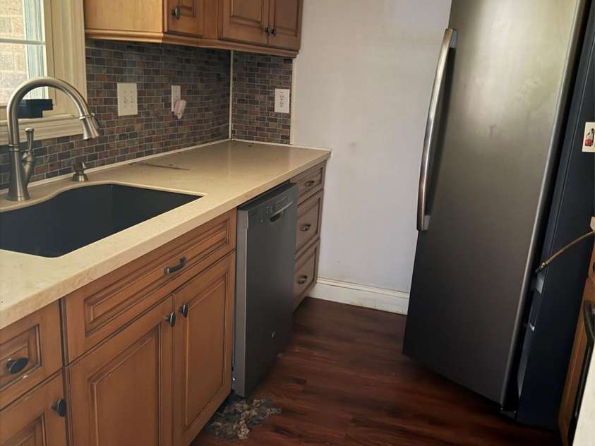 155 17th Street, Hickory, NC 28601.  MLS# CAR4420228, YatesRealty ID 48061. 