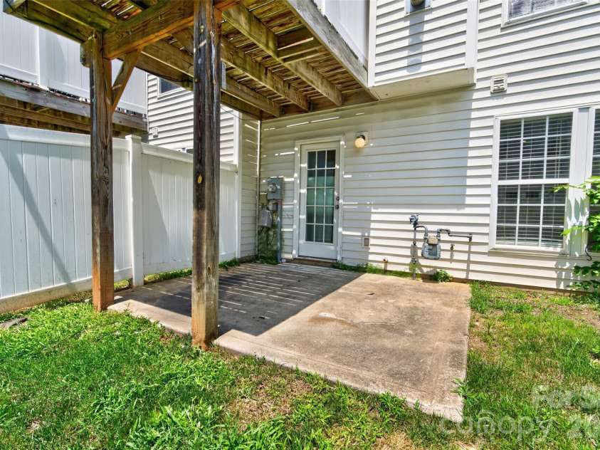 12312 Verdant Court, Charlotte, NC 28273.  MLS# CAR4410220, YatesRealty ID 48063. 