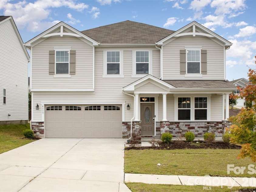 4113 Matindale Way, Charlotte, NC 28216.  MLS# CAR4420037, YatesRealty ID 48065. 
