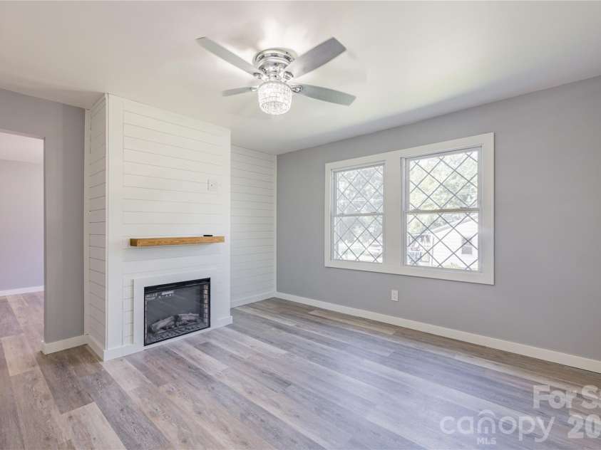 701 Betty Street, Gastonia, NC 28054.  MLS# CAR4420236, YatesRealty ID 48066. 