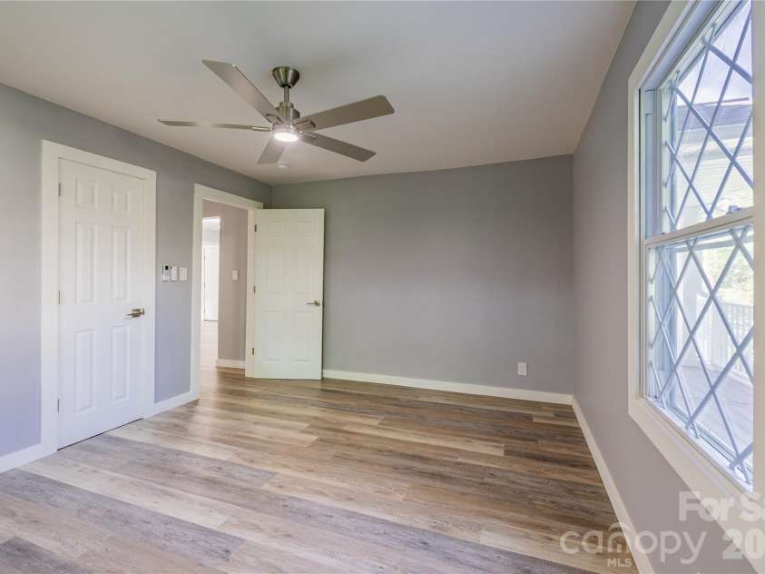 701 Betty Street, Gastonia, NC 28054.  MLS# CAR4420236, YatesRealty ID 48066. 