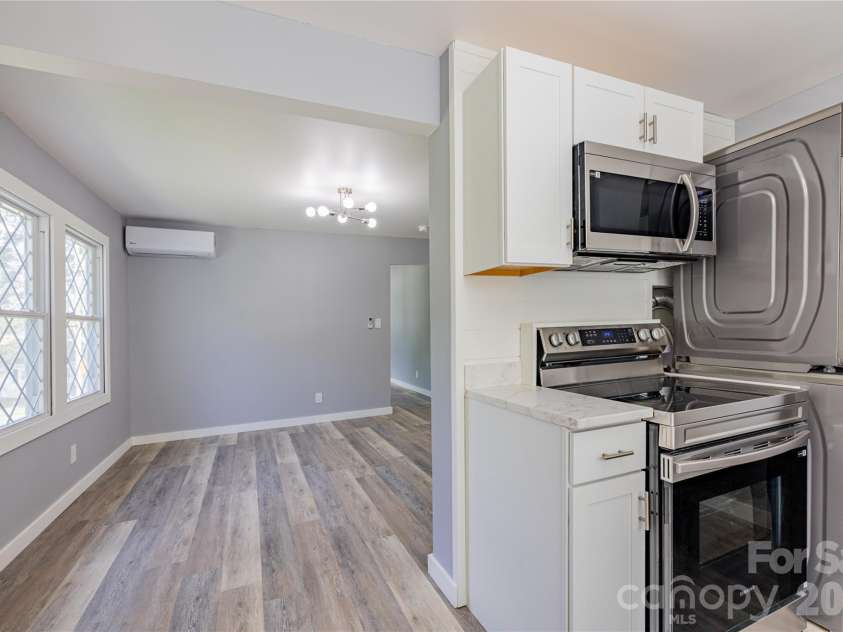 701 Betty Street, Gastonia, NC 28054.  MLS# CAR4420236, YatesRealty ID 48066. 