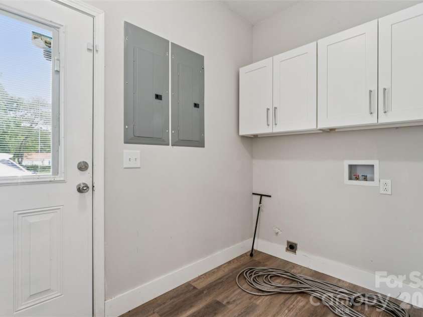 776 Grove Street Extension, Lincolnton, NC 28092.  MLS# CAR4405210, YatesRealty ID 48067. 