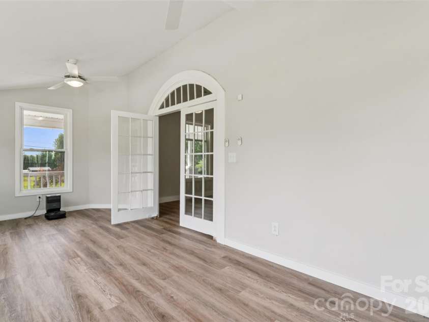 776 Grove Street Extension, Lincolnton, NC 28092.  MLS# CAR4405210, YatesRealty ID 48067. 