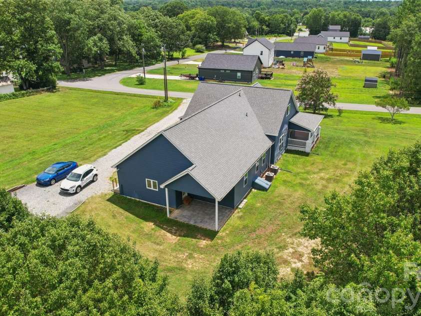 776 Grove Street Extension, Lincolnton, NC 28092.  MLS# CAR4405210, YatesRealty ID 48067. 